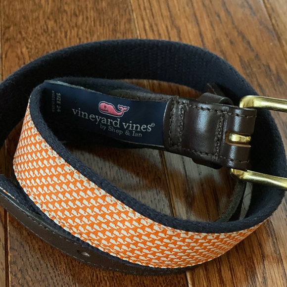 Vineyard Vines Other - Vineyard Vines belt size 24 🐳
